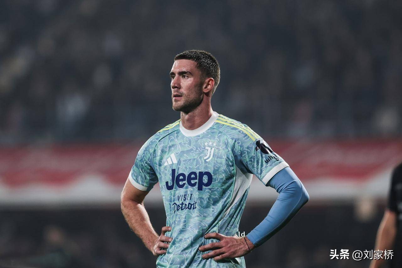 今夜葡萄牙体育备战德甲,绝杀压哨细节曝光,态度坚定,身体对抗强度拉满 今夜葡萄牙体育备战德甲,绝杀压哨细节曝光,态度坚定,身体对抗强度拉满