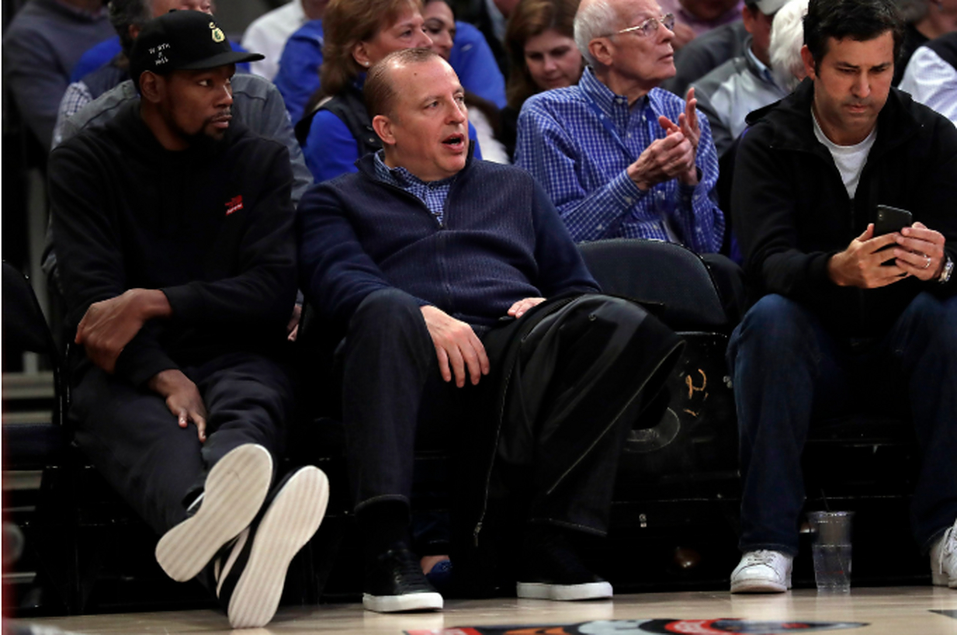 关于国际比赛日布鲁克林篮网调整名单以备欧冠；官宣签约环节打磨；赛场秩序良好；球队文化再被提及的信息