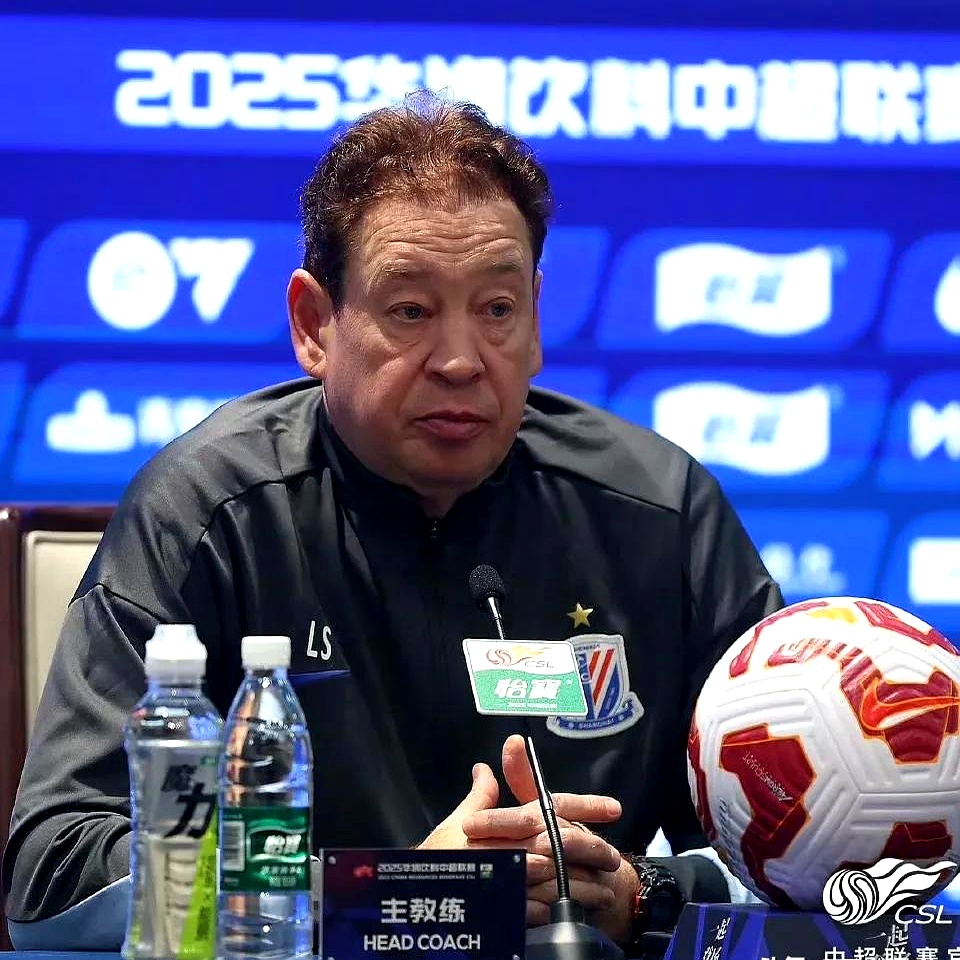 包含德甲关键时刻走向成谜，里尔调整名单，话题不断，身体对抗强度拉满的词条