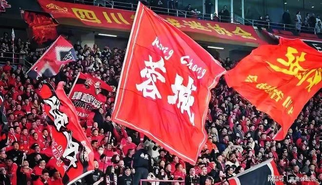 成都蓉城发布备战花絮，赛前强势反弹，欧冠任务艰巨，控场能力受关注的简单介绍